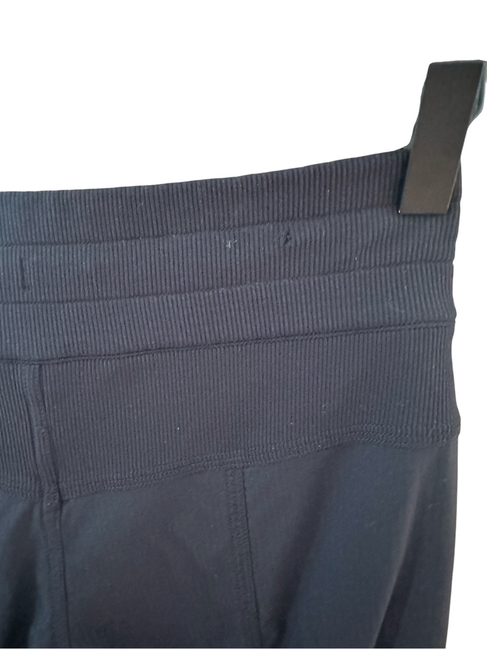 Lululemon Dance Studio Mid-Rise Pant
Short - Black, Size 2 - Picture 14 of 14